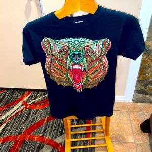 Beautiful bear Design t shirt